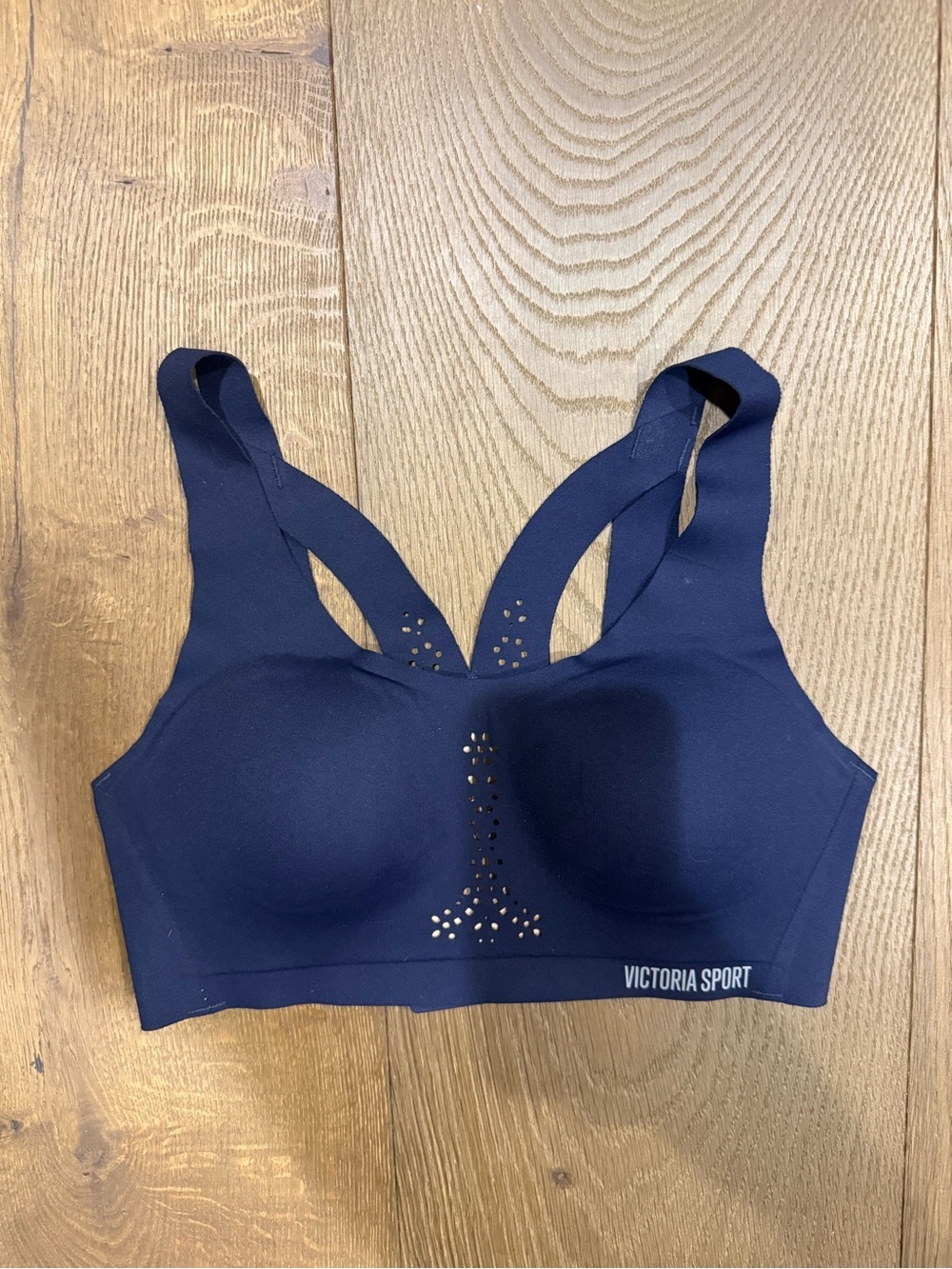 Victoria's Secret Navy Seamless Laser-Cut Angel Max Sports Bra - 32C